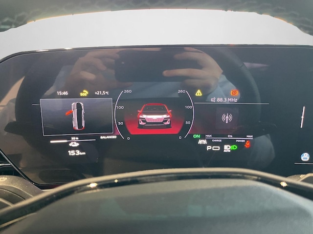 Audi A6 e-tron Avant Quattro