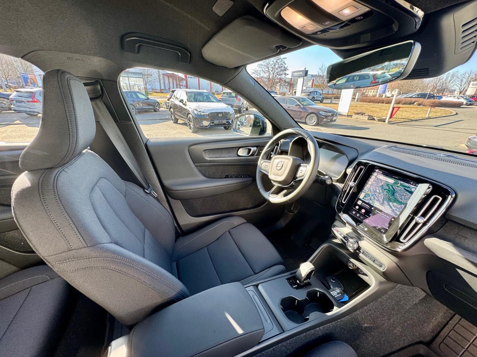 Volvo EX40 Extended range Plus Single motor