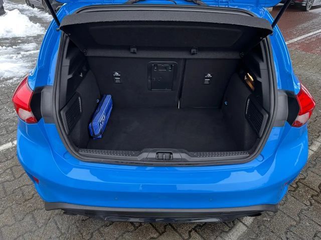 Ford Focus EcoBoost ST Line