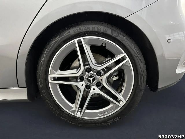 Mercedes-Benz A 200 AMG Line
