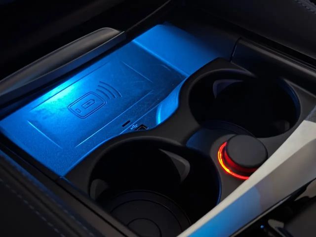 BMW 530 530e M-Sport Sedan