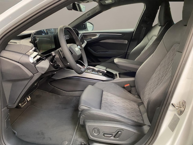 Audi A6 Avant Quattro S-Tronic