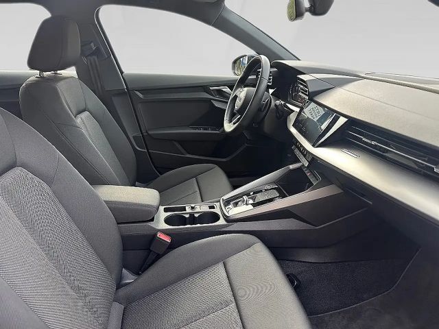 Audi A3 30 TDI S-Tronic Sedan