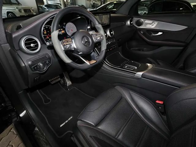 Mercedes-Benz GLC 300 4MATIC AMG Line Coupé