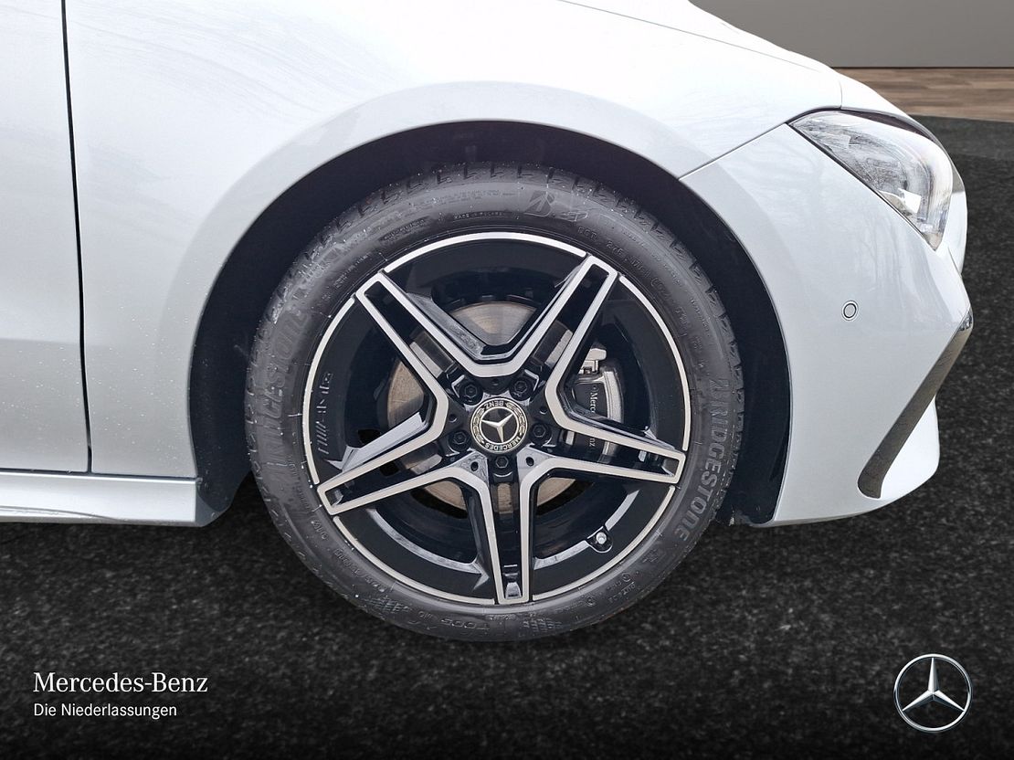 Mercedes-Benz CLA 180 AMG Line Shooting Brake