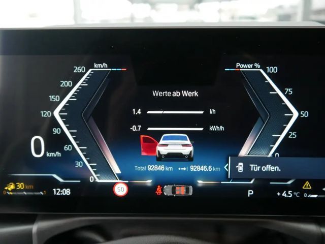 BMW 330 330e M-Sport Sedan xDrive