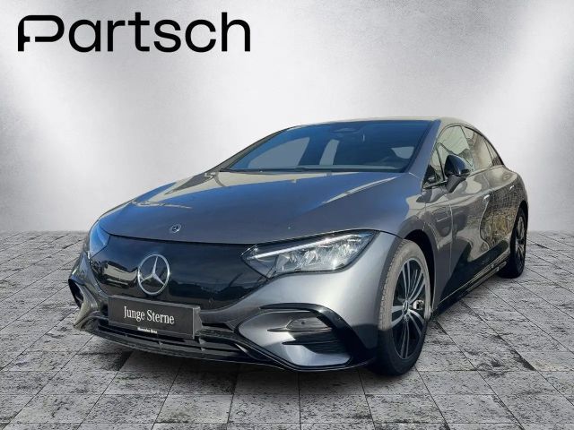 Mercedes-Benz EQE 350 4MATIC AMG Line Sedan