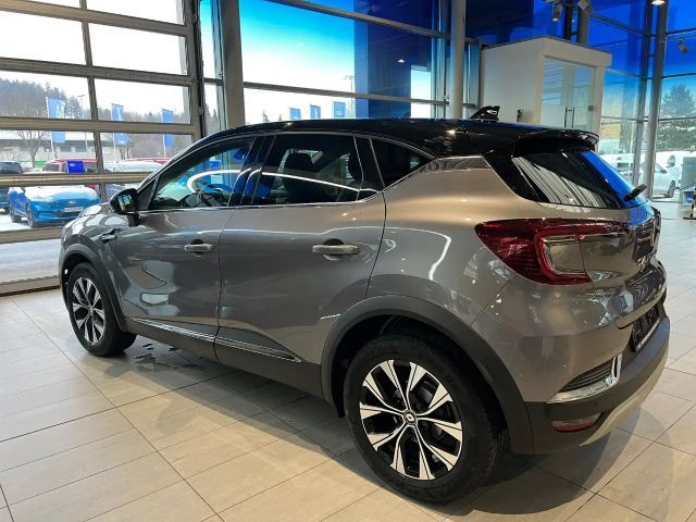 Renault Captur TCe 140 Techno