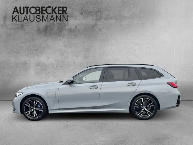 BMW 330 330e M-Sport Touring xDrive