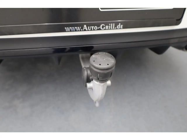 Mercedes-Benz CLA 200 AMG Line Coupé