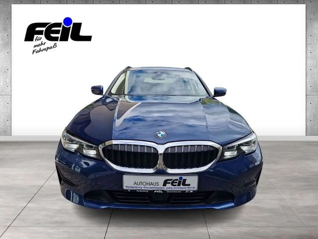BMW 320 320d Advantage pakket
