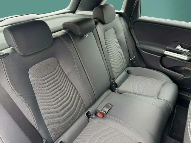 Mercedes-Benz B 200 Progressive