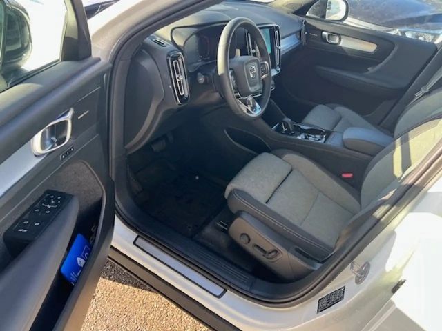 Volvo XC40 Dark Plus