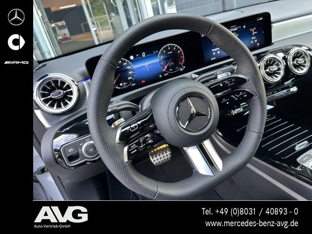Mercedes-Benz A 200 AMG Line