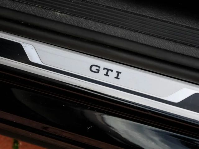 Volkswagen Polo 2.0 TSI DSG GTI IQ.Drive