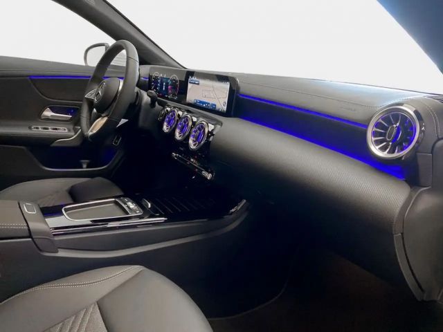 Mercedes-Benz CLA 200 CLA