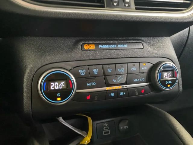 Ford Kuga 4x4 AWD Titanium