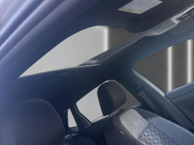 Volkswagen Polo 1.0 TSI DSG IQ.Drive R-Line