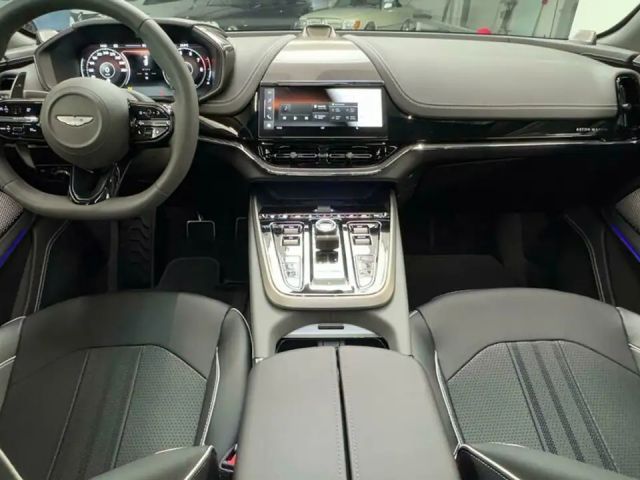 Aston Martin DBX DBX707 Facelift | Lightning Silver | Pano | B&W