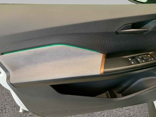 Cupra Born Born *WÄRME*LED*ACC*NAVI*R-CAM*SHZ*ALU*VIRTUAL*