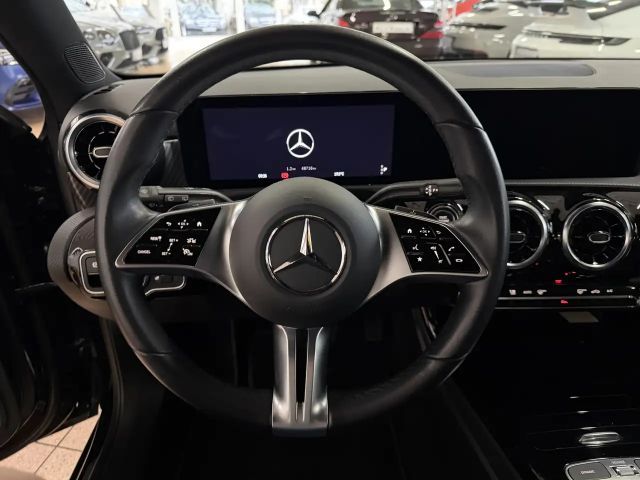 Mercedes-Benz A 180 Urban