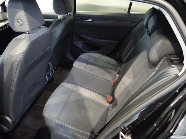 Volkswagen Golf DSG Style eHybrid