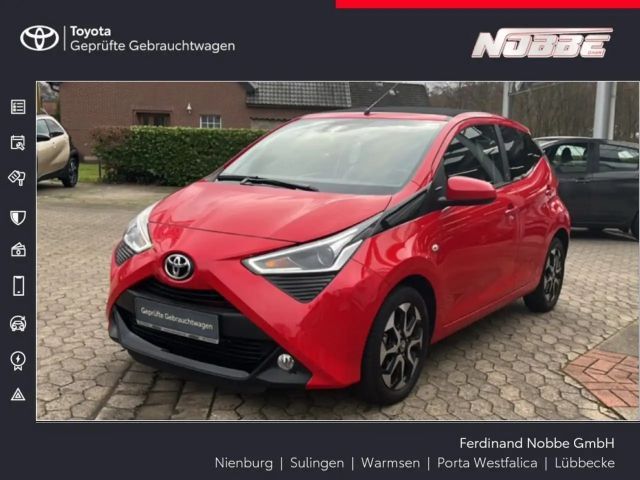 Toyota Aygo X Hatchback Play Team D X-play