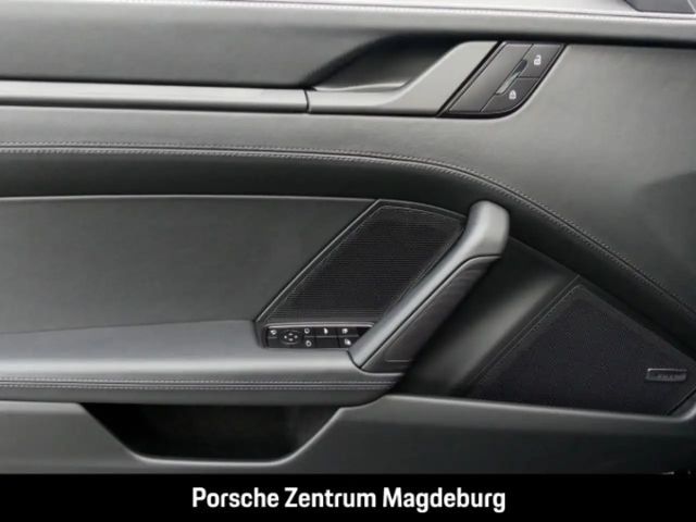 Porsche 992 Cabrio Carrera GTS