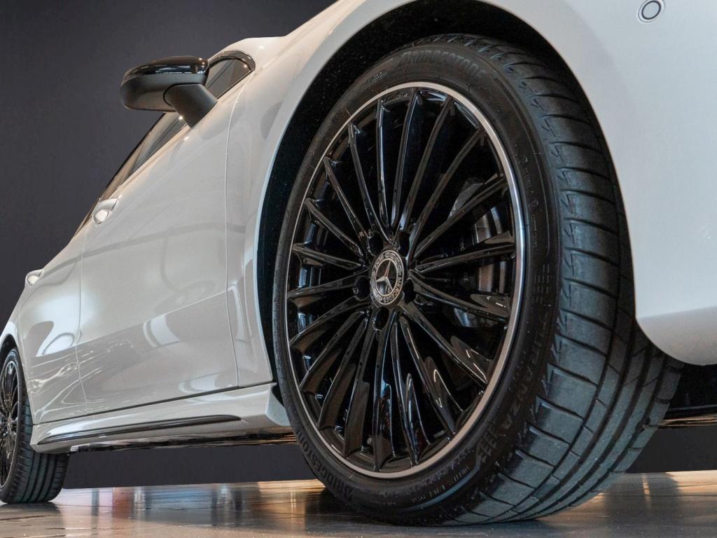 Mercedes-Benz CLA 180 CLA 180 d Shooting Brake