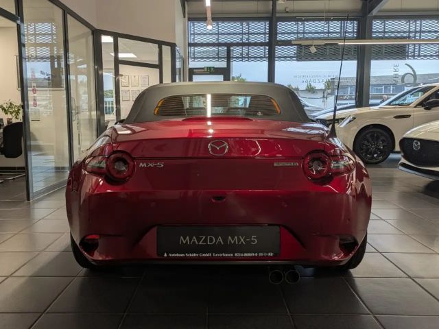 Mazda MX-5 Homura SkyActiv