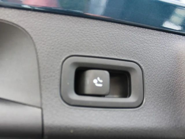 Mercedes-Benz CLA 250 AMG Line