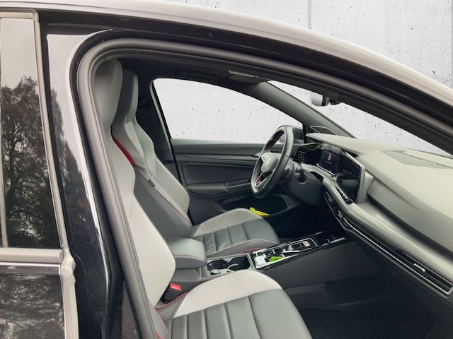 Volkswagen Golf 2.0 TSI Golf VIII