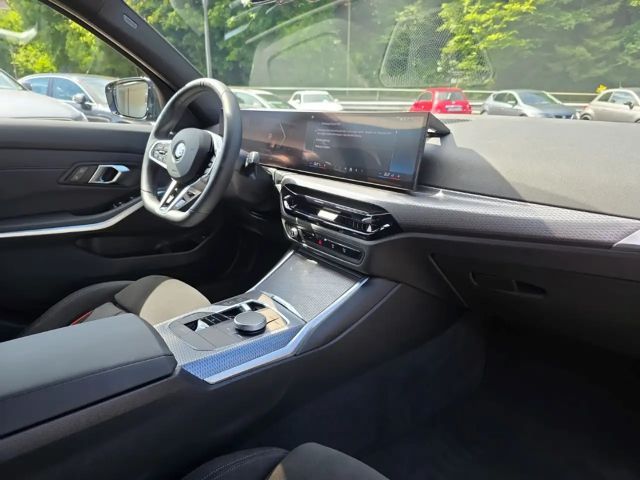 BMW 330 330i M-Sport Touring xDrive