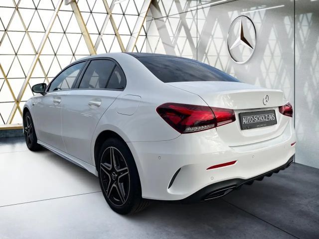 Mercedes-Benz A 250 A 250 e AMG Line