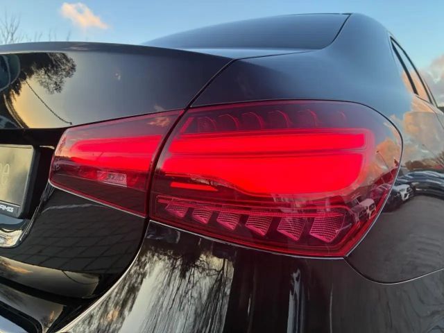Mercedes-Benz A 180 A 180 d AMG Line