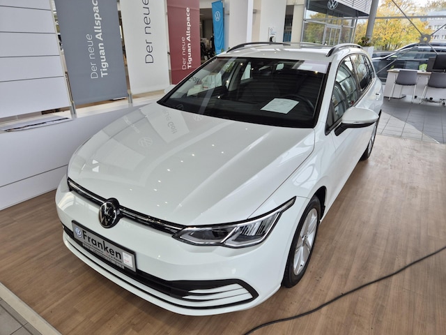 Volkswagen Golf 1.5 eTSI DSG Life Variant