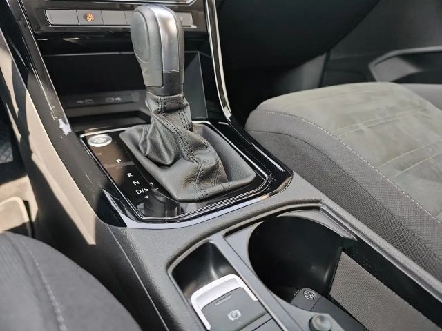 Volkswagen Touran DSG Highline