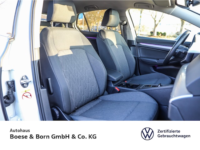 Volkswagen Golf 1.5 eTSI DSG