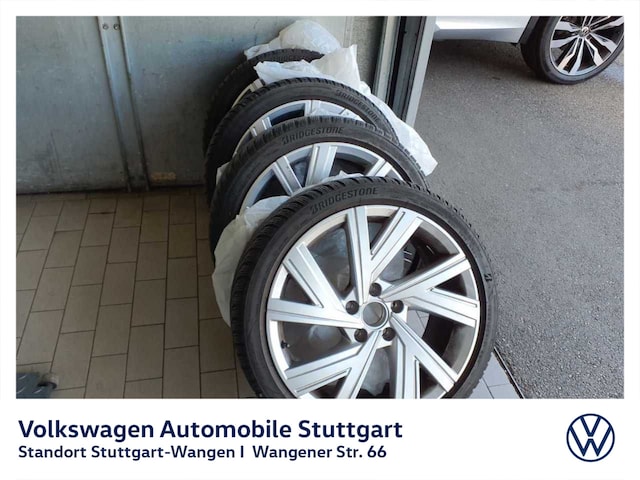 Volkswagen Golf 2.0 TSI DSG