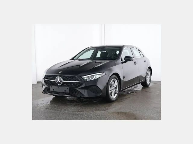 Mercedes-Benz A 200 A 200 d