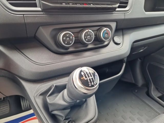 Nissan Primastar L2H1