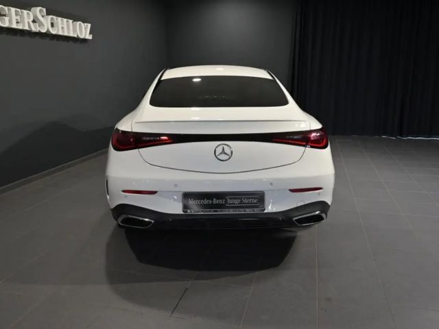 Mercedes-Benz CLE 300 4MATIC AMG Line Coupé