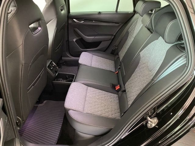 Skoda Octavia 2.0 TDI Combi Sportline iV