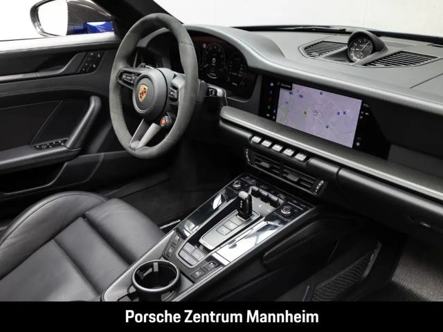 Porsche 992 Cabrio Carrera GTS