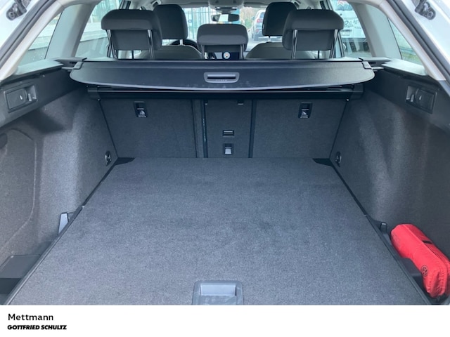 Volkswagen Golf DSG Life Variant e-Golf