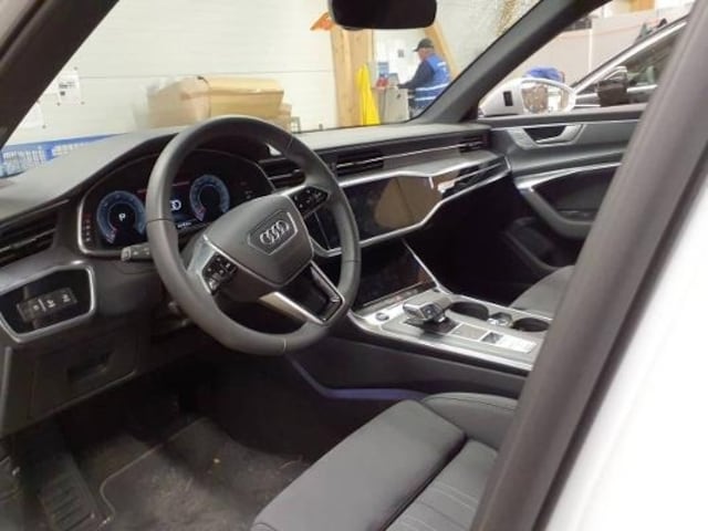 Audi A6 45 TFSI Avant S-Line S-Tronic