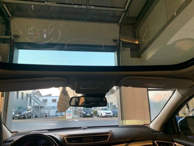 Nissan Qashqai Akari 1,3 Leder/Navi/SHZ/Pano/CarPlay