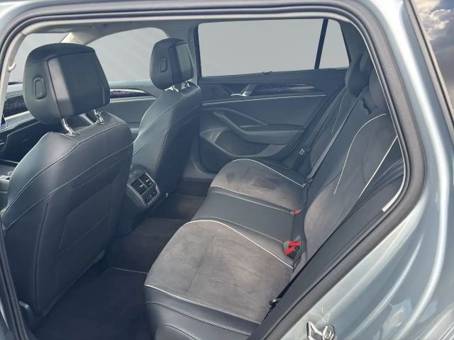 Volkswagen Passat Elegance Elegance Variant