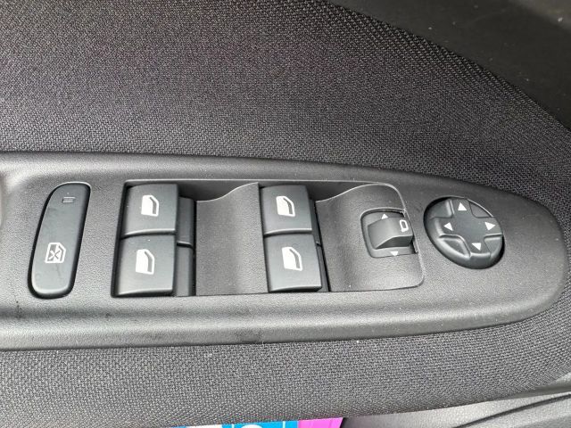 Fiat 600e 600 1.2 Hybrid Sonderedition, Navi, WinterPak, LED