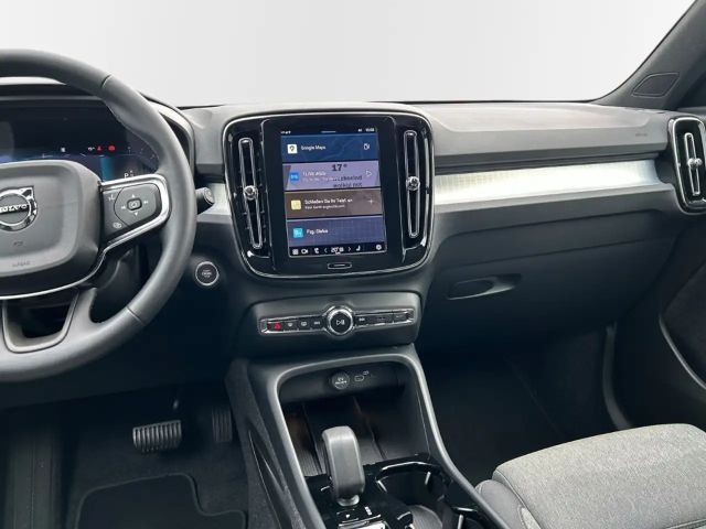 Volvo XC40 Dark Plus